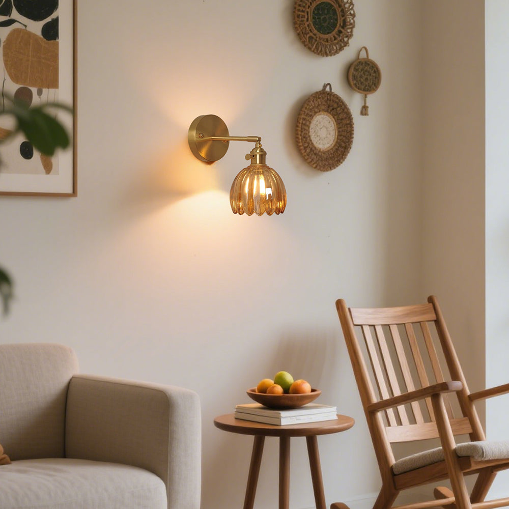 Vintage messing tulp wandlamp